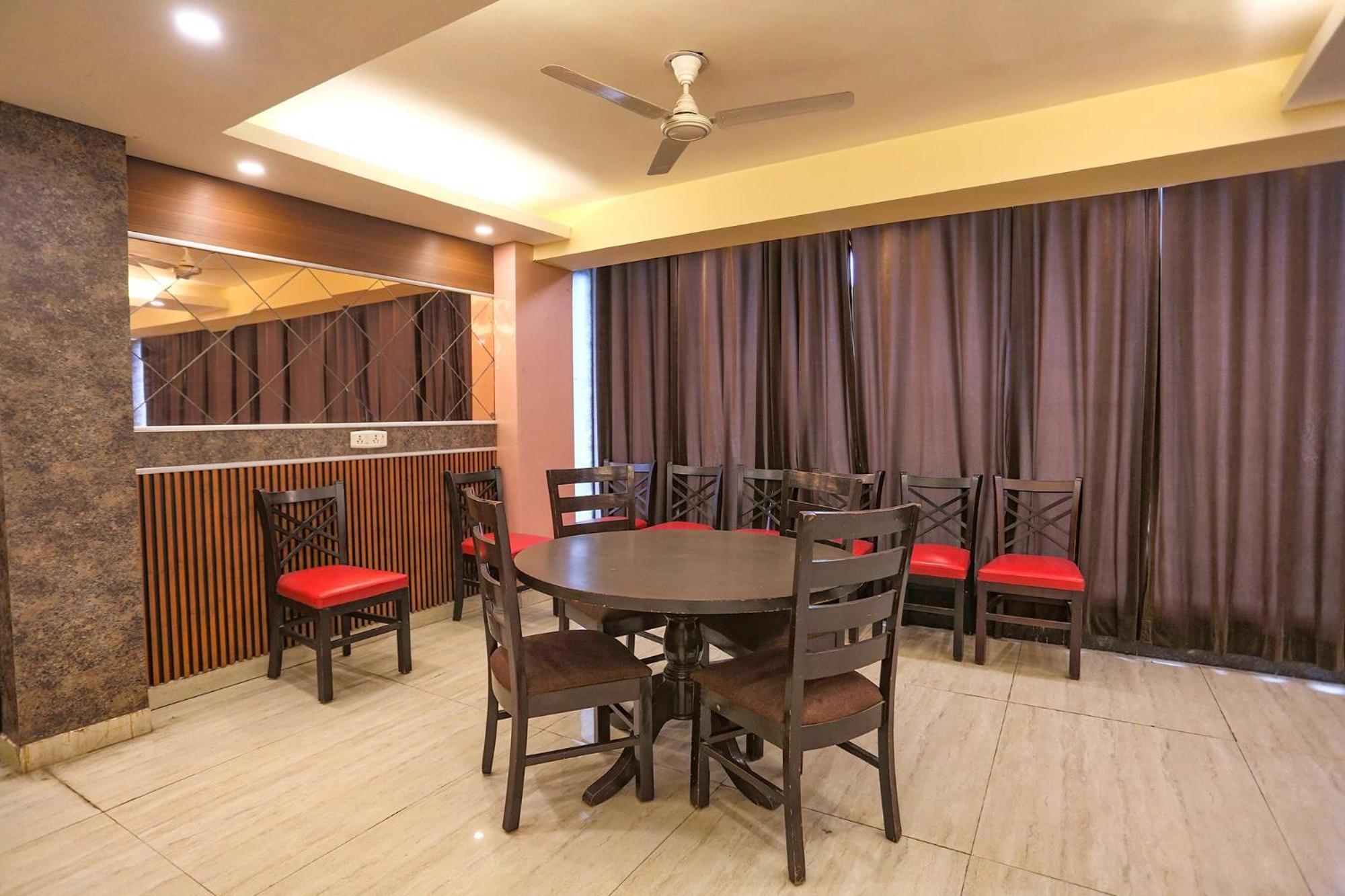 Fabexpress The Paradise - Nr Apollo Hospital New Delhi